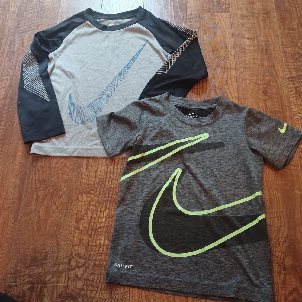 Nike Dri-Fit Gray and Black Shirts Boys Sz Small 4-6
